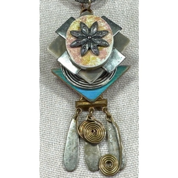 Vintage 1990s Artsy Boho Necklace Mixed Media Medallion flower with dangles 26” - Picture 4 of 10